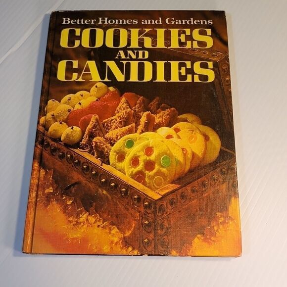 Vintage Better Homes and Gardens Cookies and Candies Cookbook - Picture 1 of 12